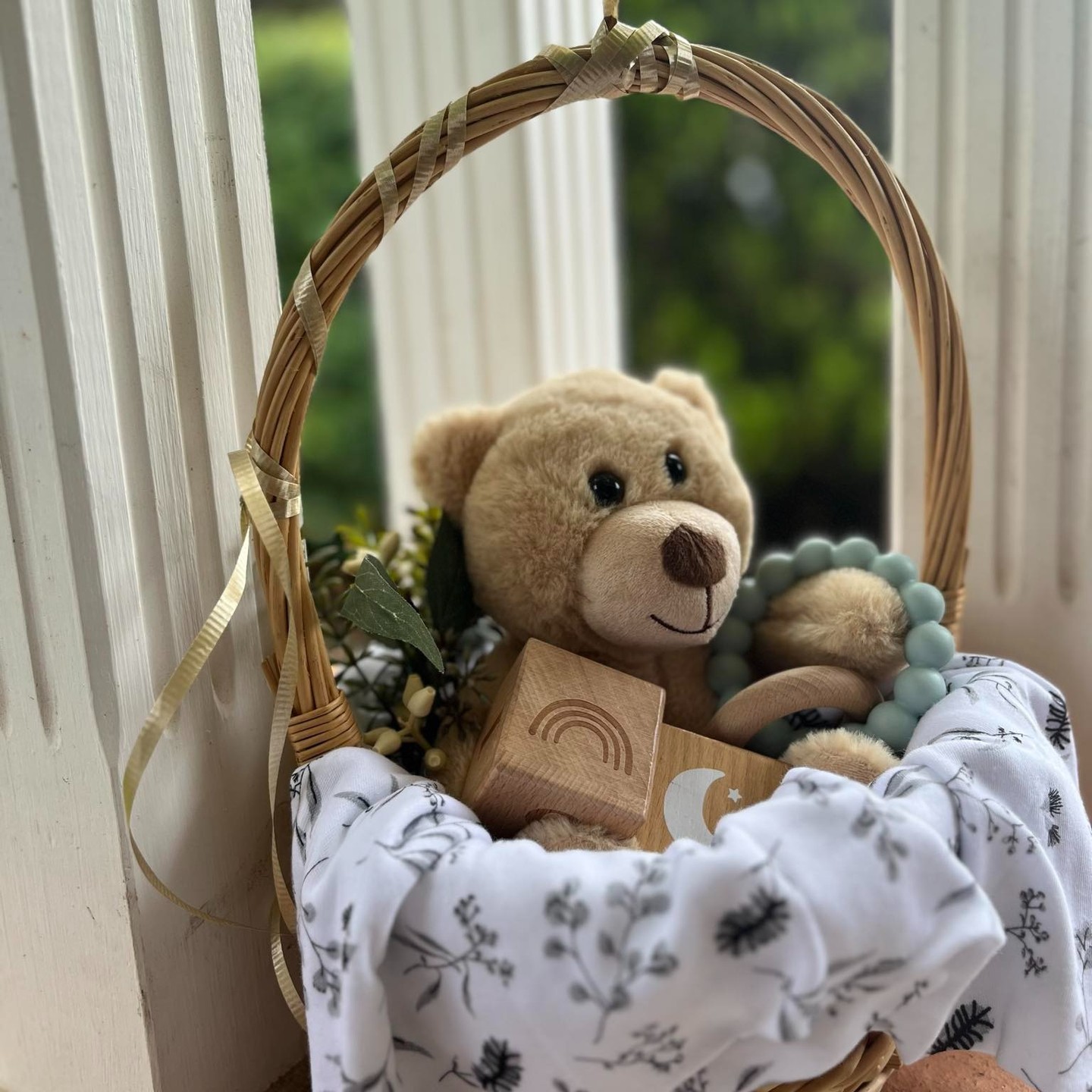 Baby shower welcome basket